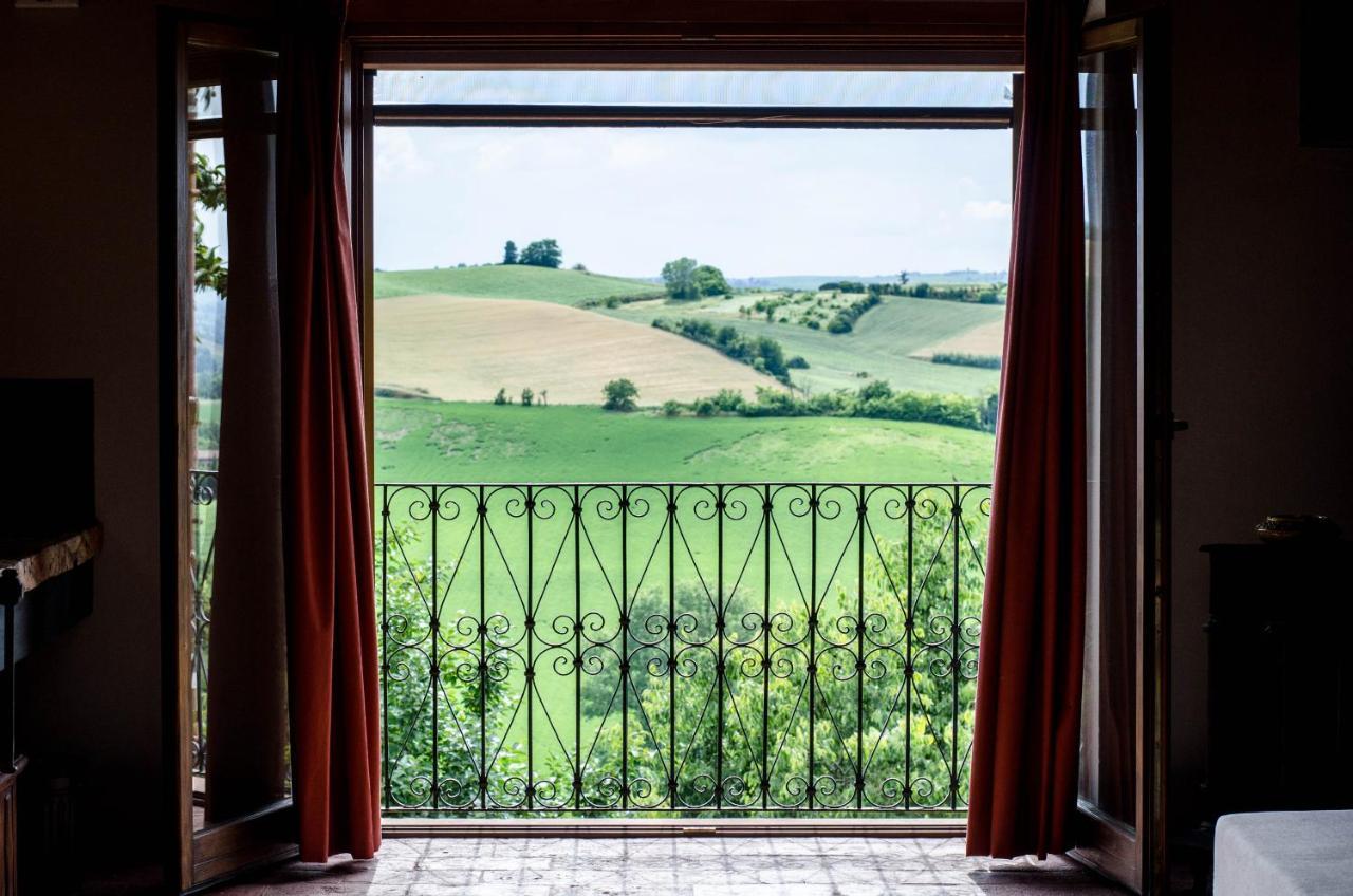 Tenuta San Rocco Conzano ภายนอก รูปภาพ